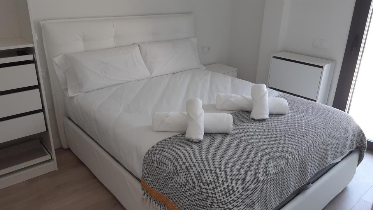 New Beside Sitges With Pool Beside Beach Vilanova i la Geltrú Exterior foto